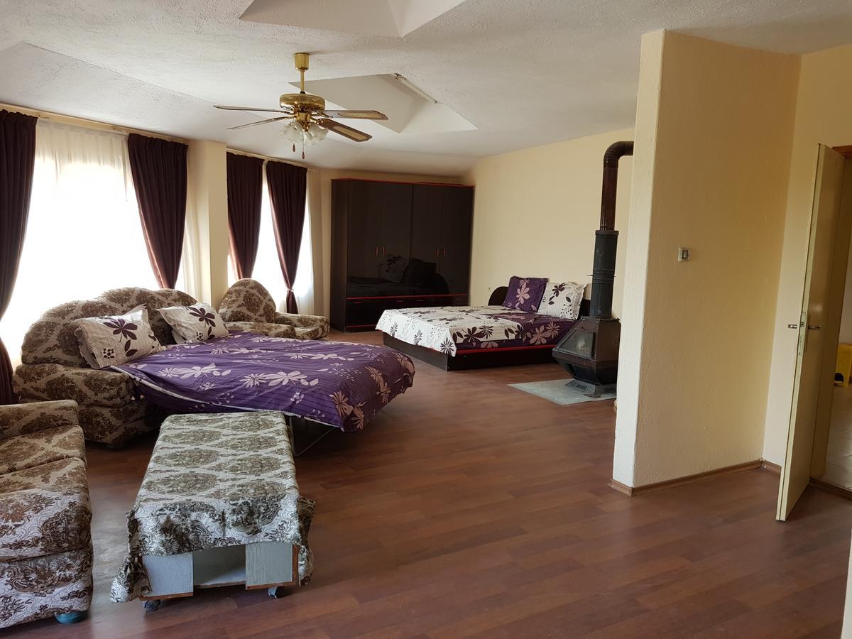 Къща За Гости Садово Guest House Sadovo Buitenkant foto